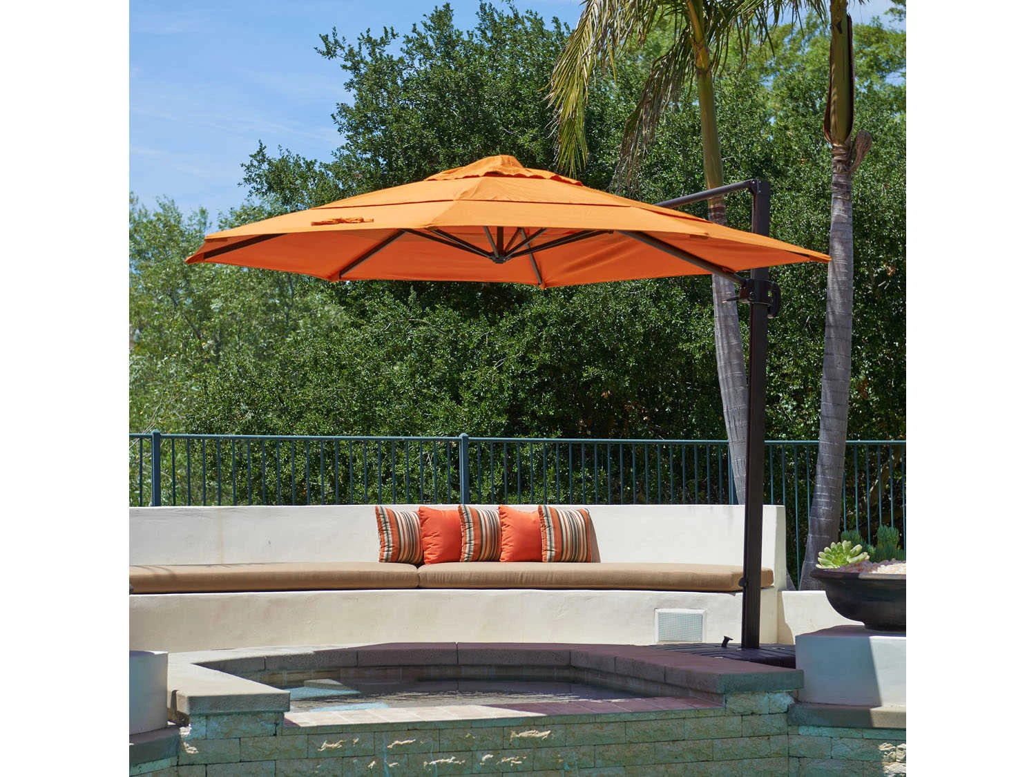 California Umbrella Quick Ship Cali Series 11 Foot Octagon Cantilever Aluminum Umbrella With Crank Lift System - Image 13