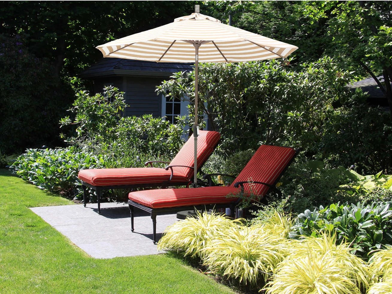 California Umbrella Custom Sunset Series 9 Foot Octagon Market Aluminum Umbrella With Crank Lift System - Image 9