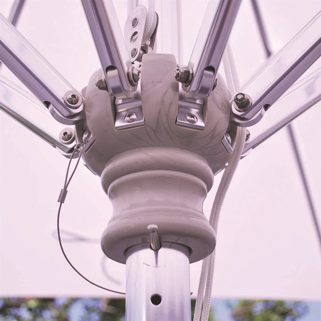 Galtech Quick Ship Commercial 11 Foot Silver Pulley Lift Umbrella - Image 4