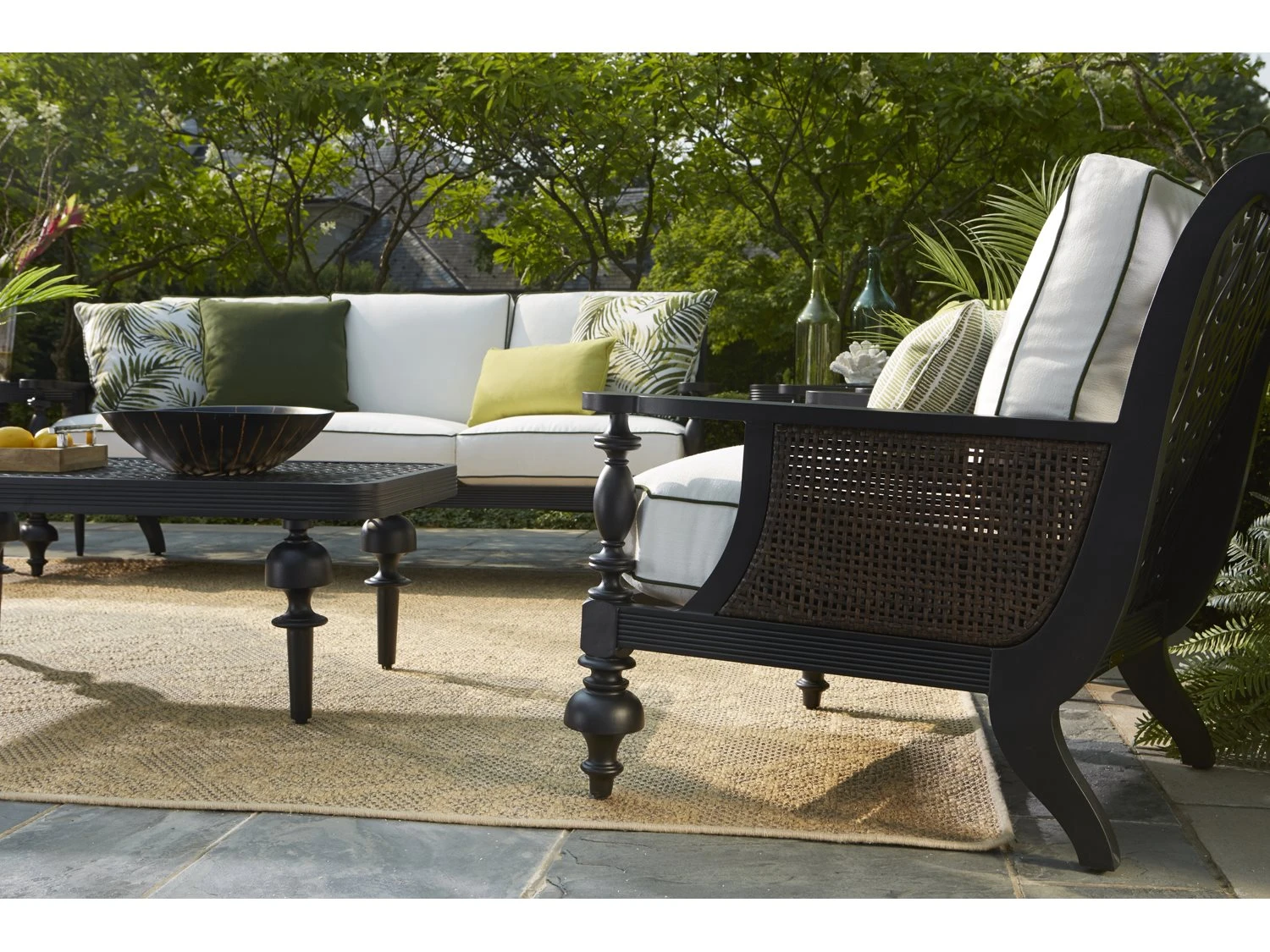 Lane Venture Hemingway Plantation Cast Aluminum Lounge Set - Image 3