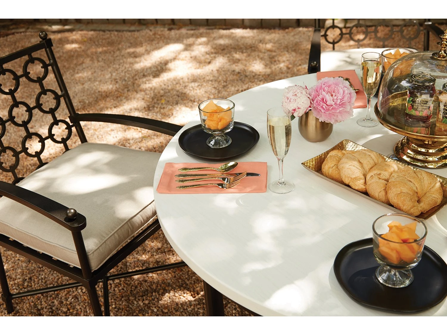 Lane Venture Langham Aluminum Dining Set - Image 8